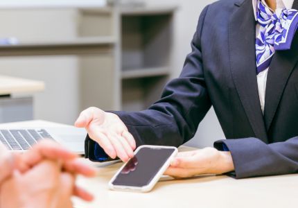 携帯電話の正規販売代理店として
お客様に最適なソリューションをお届けする